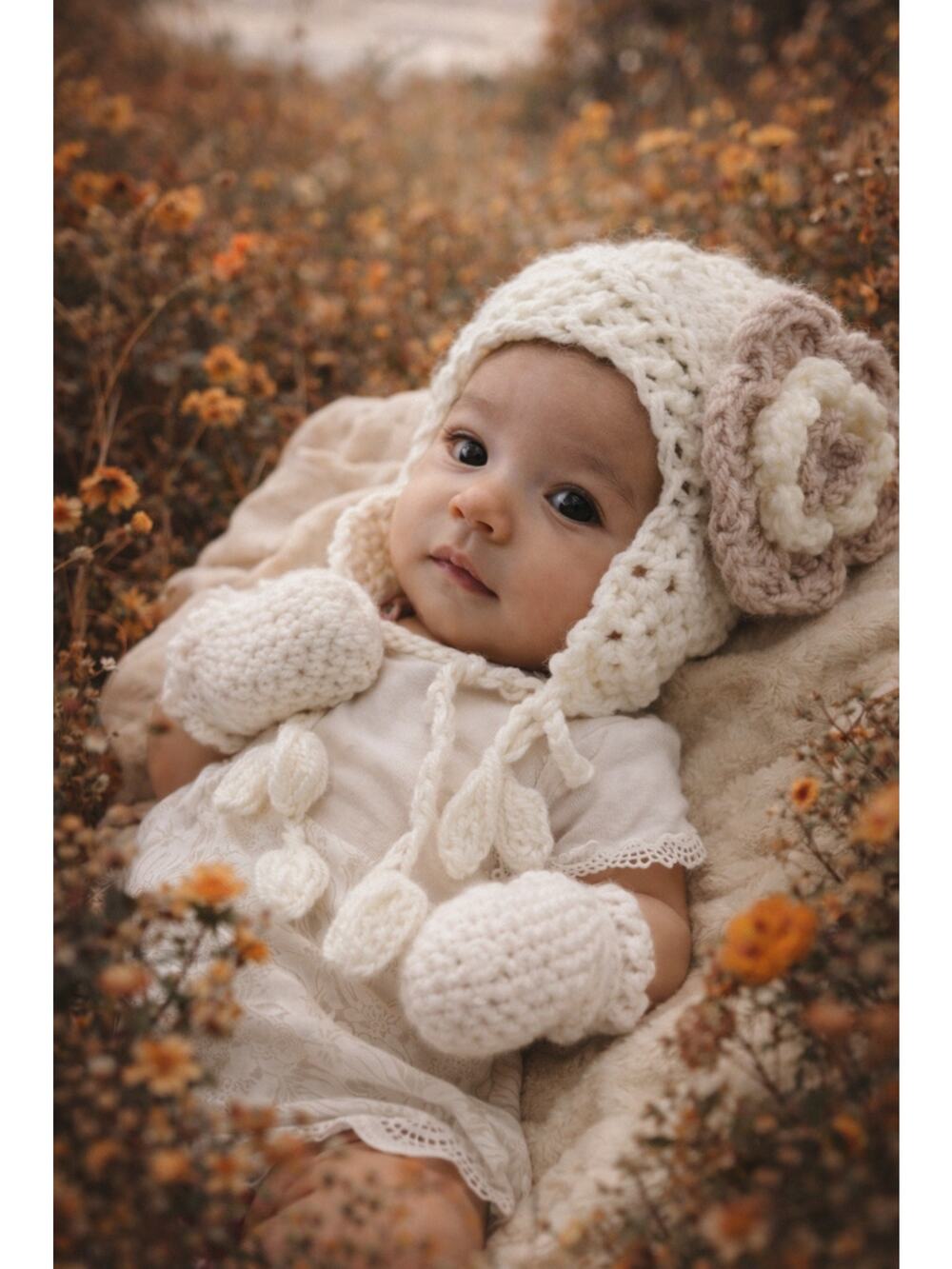 Handmade Crochet Chunky Knit Floral Hat & Mittens